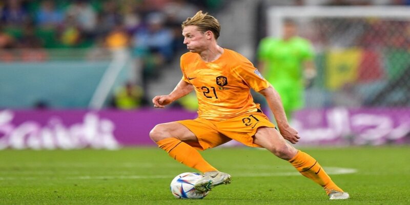 De Jong: The Master of the Midfield