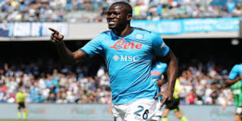 Koulibaly's playing style and contributions to football