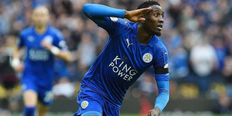 Lời bình và phân tích trong bóng đá trực tiếp hôm nay